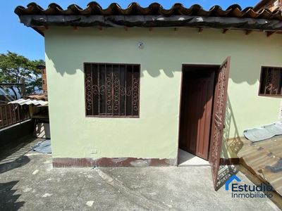 Apartamento en arriendo Campo Valdés 1, Centro