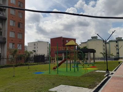 Apartamento en arriendo Cañaverales, Sur Foto 2 de 25