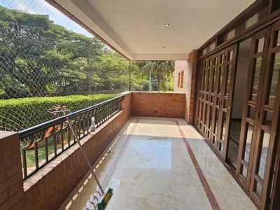 Apartamento en arriendo Ciudad Jardín, Sur