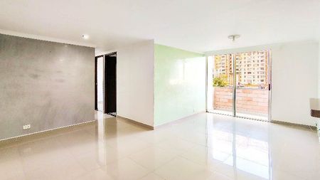 Apartamento en Arriendo con el Código 53770