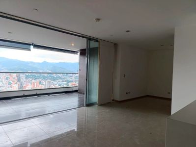 Apartamento en Arriendo en El Poblado, Medellín