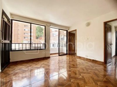 Apartamento en Arriendo en El trianon, Envigado