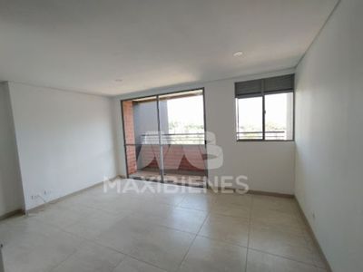 Apartamento en arriendo Itagüí, Antioquia Foto 2 de 13