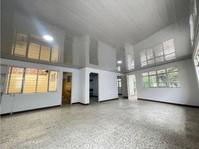 Apartamento en arriendo La Base, Oriente