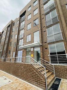 Apartamento en Arriendo, LA CANDELARIA   Santa Bárbara Foto 2 de 11