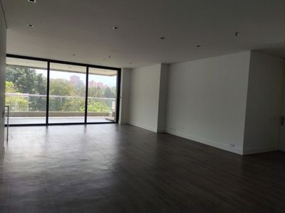 APARTAMENTO EN ARRIENDO UBICADO EN EL POBLADO SECTOR LOS BALSOS