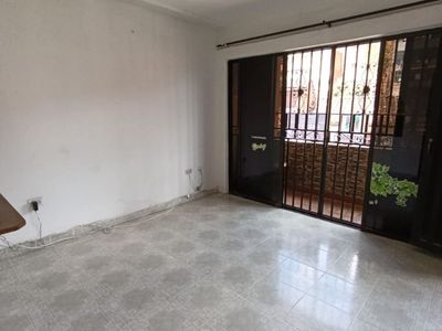 Apartamento en arriendo Villa Hermosa, Centro