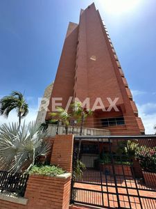Apartamento en Venta Edif. El Esparragal. Remax Millenium
