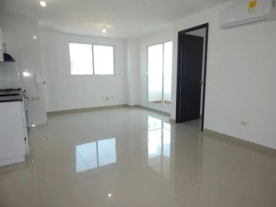 Apartamento en Venta en Altos de riomar, Barranquilla Foto 2 de 17