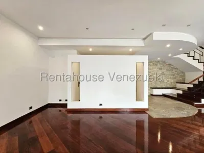 Apartamento En Venta La Alameda Mgp