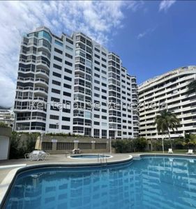 Apartamento En Venta Tanaguarena #25-5471 Johana Blanco