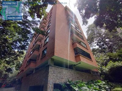 Apartamento en Venta Ubicado en Medellín Codigo 2749 Foto 2 de 25