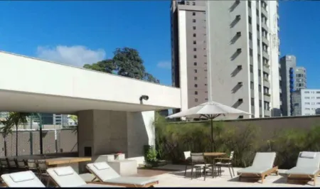 Apartamento Luxuoso de 278m², 4 quartos, 4 vagas para locação – Bairro: Funcionários - Belo Horizont Foto 1 de 13