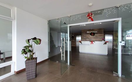  APARTAMENTO MODERNO Y AMPLIO EN GUAYABOS CURRIDABAT Imagem 4 de 20