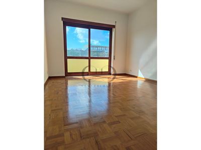 Apartamento para comprar em Valbom, Portugal