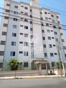 Apartamento - / Residencial / Alto
