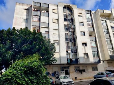 Apartamento T3 à venda em Serra das Minas