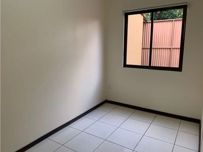 Apartamentos ECONÓMICOS en Pavas, cerca de Rohrmoser