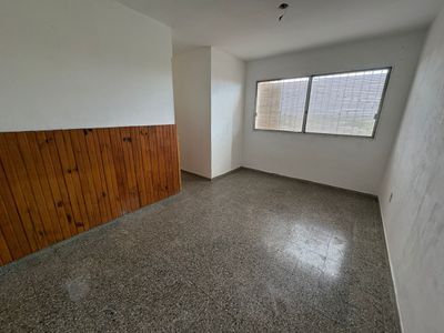 APTO DE 2 DORMITORIOS