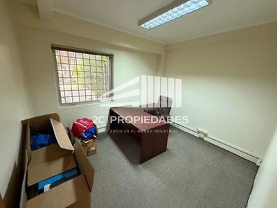 arriendo bodega macul