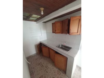 ARRIENDO CASA EN VILLAHERMOSA