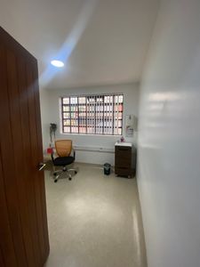 Arriendo consultorio Amoblado -Zona Chapinero Foto 3 de 10
