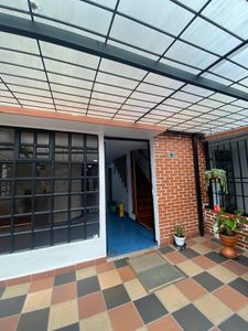 Arriendo consultorio Amoblado -Zona Chapinero Foto 4 de 10