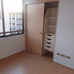 Av Miguel Claro dpto 2dmts living terraza estacionamiento y bodega Foto 9 de 10