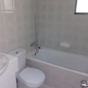 Av Miguel Claro dpto 2dmts living terraza estacionamiento y bodega Foto 10 de 10