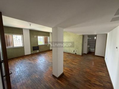 AVITAX PROPIEDADES - ID#711 - Departamento en Alquiler