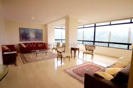 Bello Apartamento En Venta En Los Samanes Con Vista Panorámica #25-19666 Np