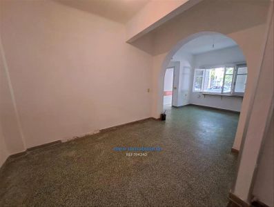 Beñgrano, próximo a centros de Salud.  2dorm al frente  $25.900 SIN G.COMUNES