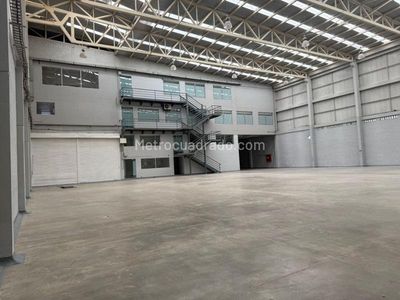 Bodega en Arriendo, Centro empresarial san bernardo