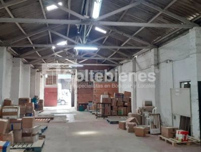 Bodega en Arriendo en Barrio Cristóbal, Medellín