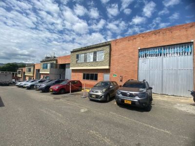 Bodega en Arriendo en Cedro, Girón