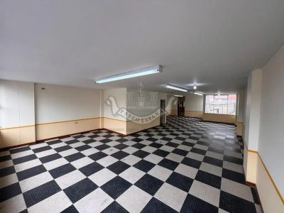 Bodega en Arriendo en Prado veraniego, Bogotá