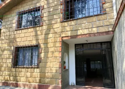 ‼️BONITA CASA EN VENTA ESTILO RUSTICO‼️ Foto 1 de 15