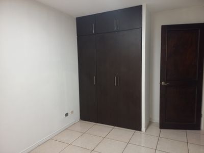 Bonita Casa en Venta Ubicada en Res Alta Moravia- San José  Listing 26-283 Foto 4 de 9