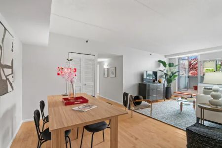 Bradhurst Court, 300 West 145th Street