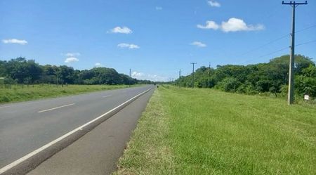 Campo Agrícola/Ganadero en Carayaó sobre Ruta Pavimentada - 124 Ha.
