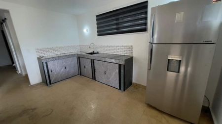  CASA 1/2 Precio 2 Pisos 5,700 m2