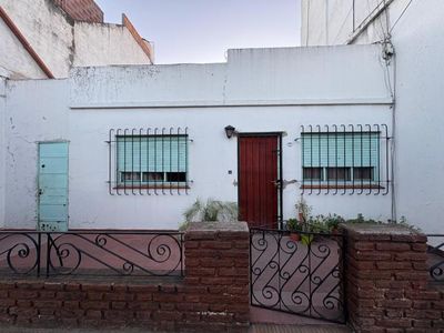 Casa 2 dormitorios en alquiler en El Talar, Tigre  CODMP169591