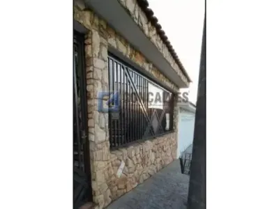 Casa 3 dormitorios sendo 1 suite, 223 mts² no Bairro Campestre em Santo André