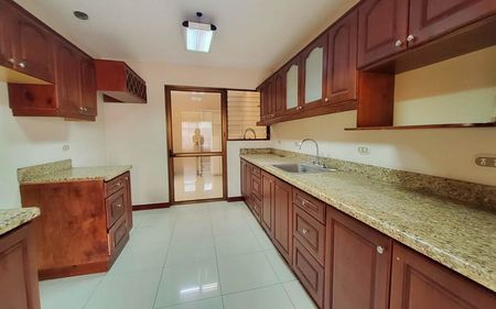  Casa 3 habitaciones y 2 oficinas en Residencial Pivado Tres Rios Foto 2 de 20