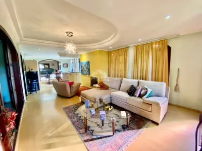 Casa 4 dormitórios no bairro igara Foto 1 de 31