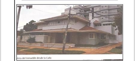 Casa a 4 cuadras del Shopping del Sol