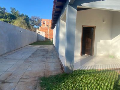 CASA A ESTRENAR EN LUQUE MORA CUE Foto 9 de 10