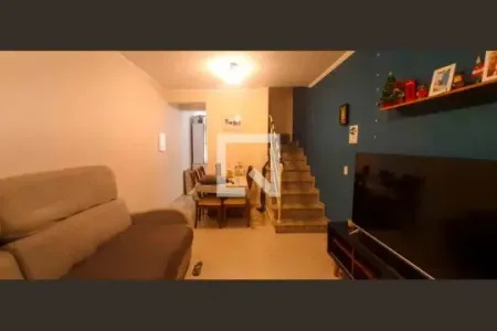 Casa à Venda - Quitaúna, 2 Quartos, 90 m2