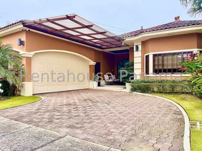 Casa Amoblada en Alquiler en Costa Sur 26JL-3377