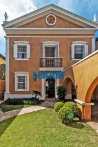 CASA ASSOBRADADA - JARDIM EUROPA - SP